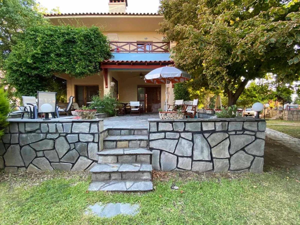 Georgia'S House Villa นิกิติ ภายนอก รูปภาพ