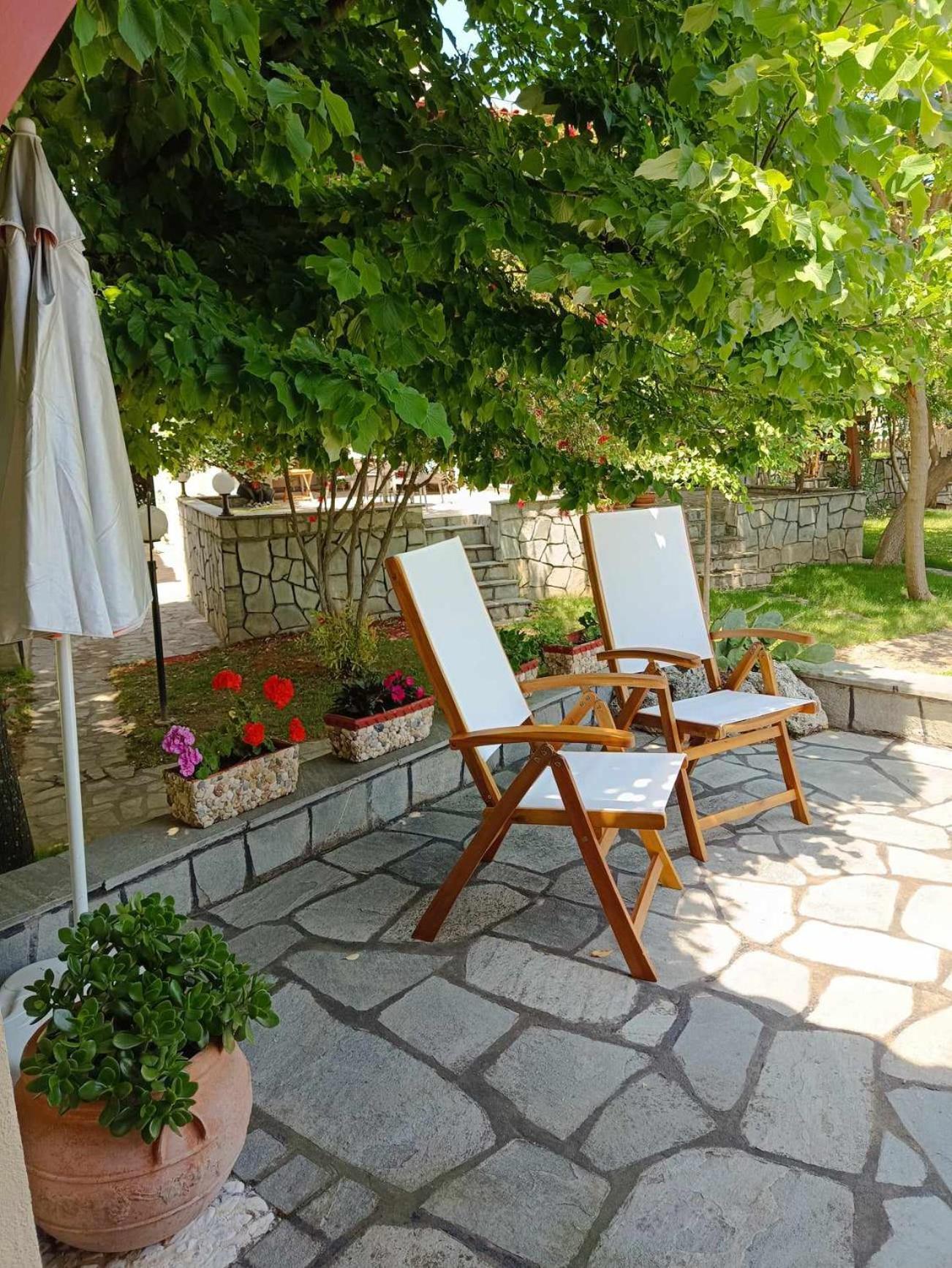 Georgia'S House Villa นิกิติ ภายนอก รูปภาพ